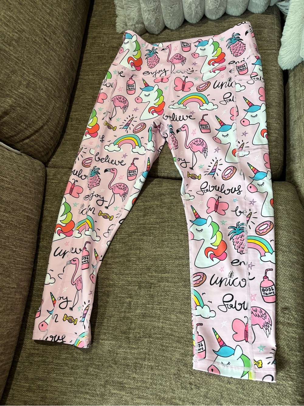 CVG Unicorns Capris Leggings Medium Pink Retired Worn Once